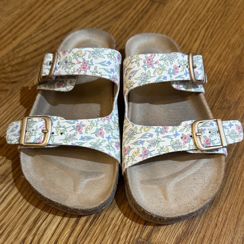 Cat & Jack Floral Buckle Sandals - White and Pink